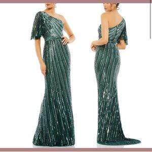 Mac Duggal Green One Shoulder Dress